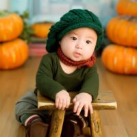 Pressure-Mounted vs. Hardware-Mounted Baby Gates: What’s the Difference?