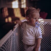 Hardware-Mounted vs Pressure-Mounted Baby Gates: Which Is Safer for Stairs?